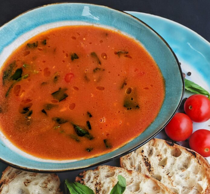 Red pepper soup