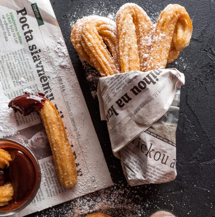 Churos With Chocolate Dip